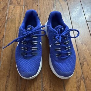 Blue Nike Running Shoes Lightweight womens Size 5Y(6.5)